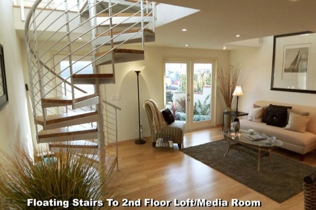 property at 1826 W Balboa Blvd