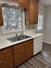 94 Valley Dr in Hartwell, GA - Building Photo - Building Photo