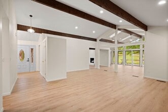 875 Brandon Cir in Aurora, OH - Building Photo - Building Photo