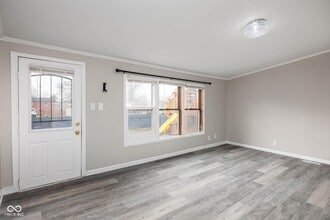 3831 Ireland Dr in Indianapolis, IN - Building Photo - Building Photo