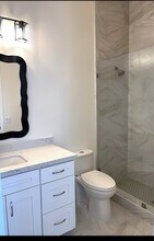 8014 Shadow Hill Dr in La Mesa, CA - Building Photo - Building Photo
