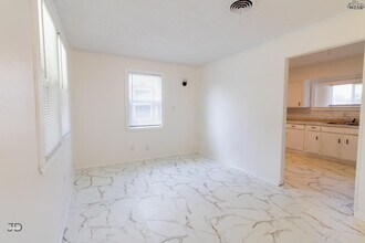 1624 Sunnyside Ln in Wichita Falls, TX - Building Photo - Building Photo