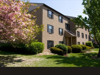 Pennwood Square in Pittsburgh, PA - Foto de edificio - Building Photo