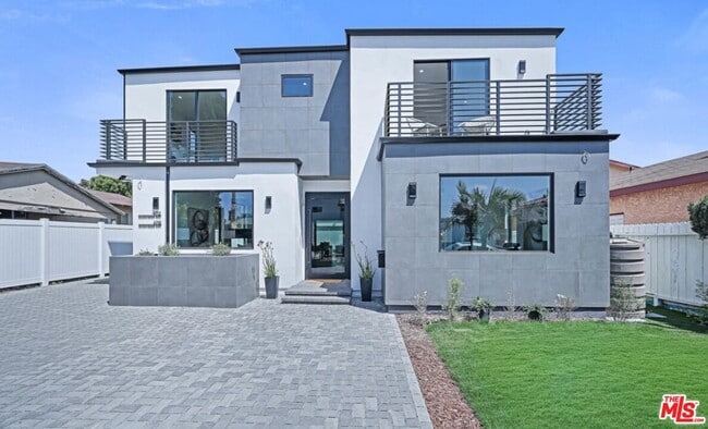 4710 Berryman Ave in Los Angeles, CA - Building Photo - Building Photo