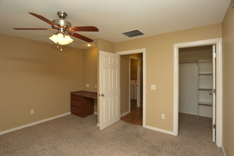 Pierce Properties in Fayetteville, AR - Building Photo - Interior Photo