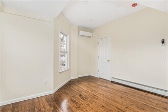 155 Washington Ave, Unit 1 in Providence, RI - Building Photo - Building Photo