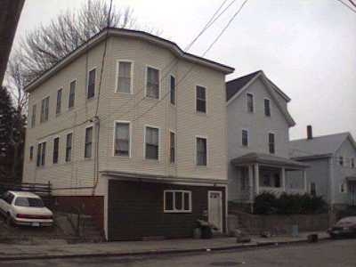 10-16 Sterry in Pawtucket, RI - Building Photo