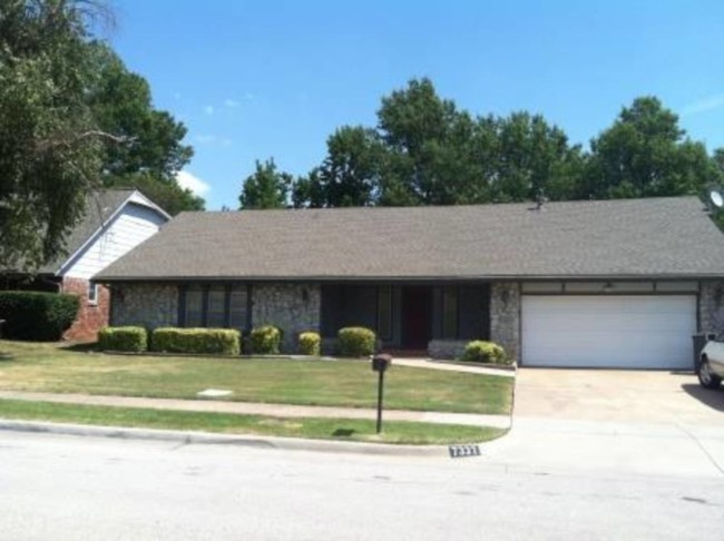 7337 S 74th E Ave in Tulsa, OK - Building Photo - Building Photo