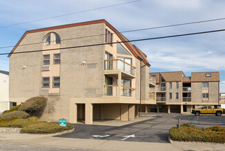 9 Pearl St in Beach Haven, NJ - Building Photo - Building Photo