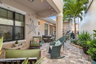 6913 Vista Hermosa Dr in Melbourne, FL - Foto de edificio - Building Photo