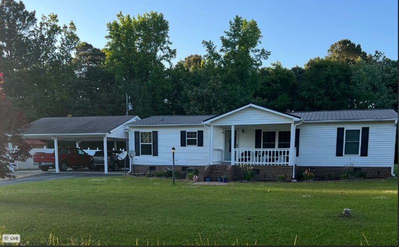 272 Josephus Rd in Rose Hill, NC - Building Photo