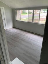 517 S Bolton St in Jacksonville, TX - Building Photo - Building Photo