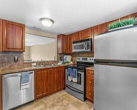 3906 NW 90th Ave in Sunrise, FL - Building Photo - Building Photo