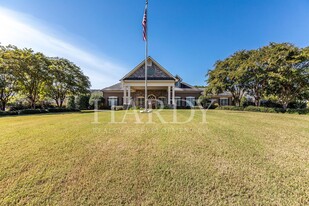2310 Village Blvd SE in Rome, GA - Building Photo