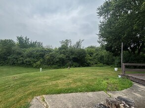 4080 N Parkside Dr in Hoffman Estates, IL - Building Photo - Building Photo