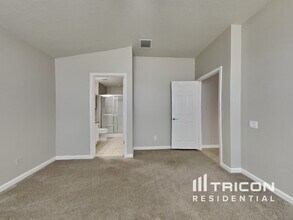 5212 98th Ave E in Parrish, FL - Building Photo - Building Photo