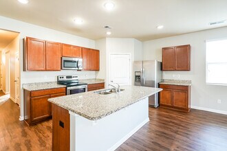 217 Autumn Terrace Ln in Clarksville, TN - Building Photo - Building Photo