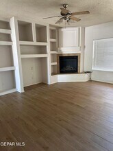 6026 Becca Dr in Santa Teresa, NM - Foto de edificio - Building Photo