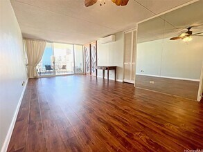 469 Ena Rd in Honolulu, HI - Foto de edificio - Building Photo