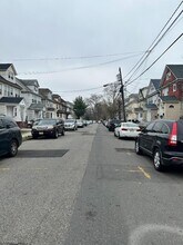 737 Eaton St in Elizabeth, NJ - Building Photo - Building Photo
