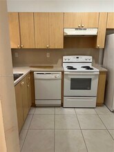 1320 SE 31st Ct, Unit 203-37 in Homestead, FL - Building Photo - Building Photo
