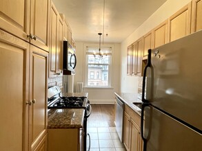 6 Marlborough St, Unit 4D in Boston, MA - Building Photo - Building Photo