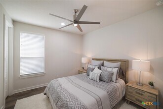 2217 Hoja Ave in New Braunfels, TX - Building Photo - Building Photo