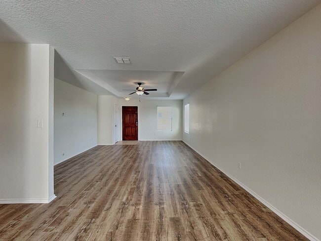 property at 27305 Paraiso Manor