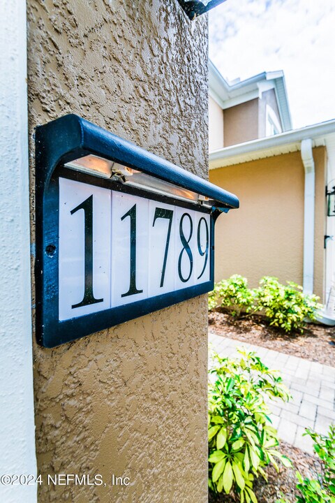 11789 Surfbird Cir in Jacksonville, FL - Building Photo