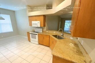 15612 Starling Water Dr in Lithia, FL - Building Photo - Building Photo