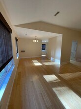 904 Manhattan Dr in Columbia, MO - Building Photo - Building Photo