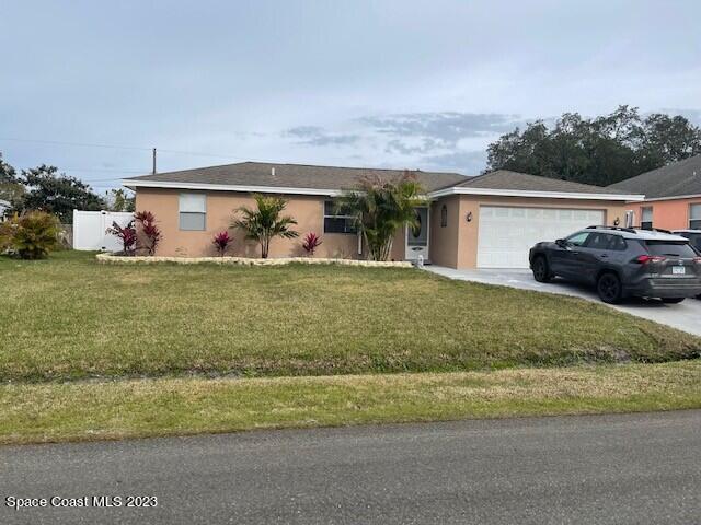 871 Hawaii Ave NW in Palm Bay, FL - Building Photo