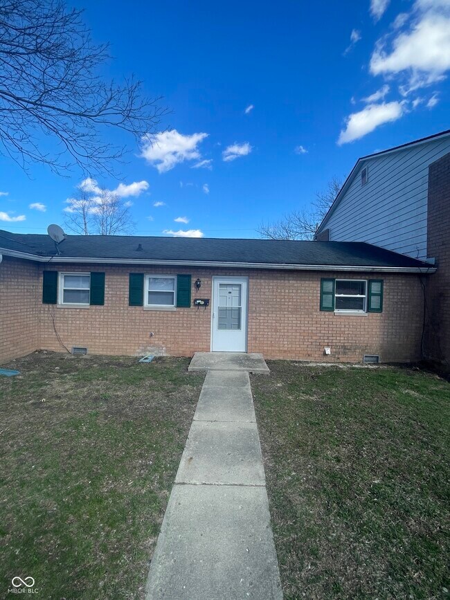 property at 1420 E Jefferson St