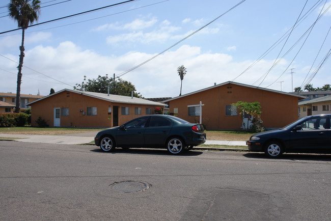 548-552 Flower St in Chula Vista, CA - Building Photo - Building Photo