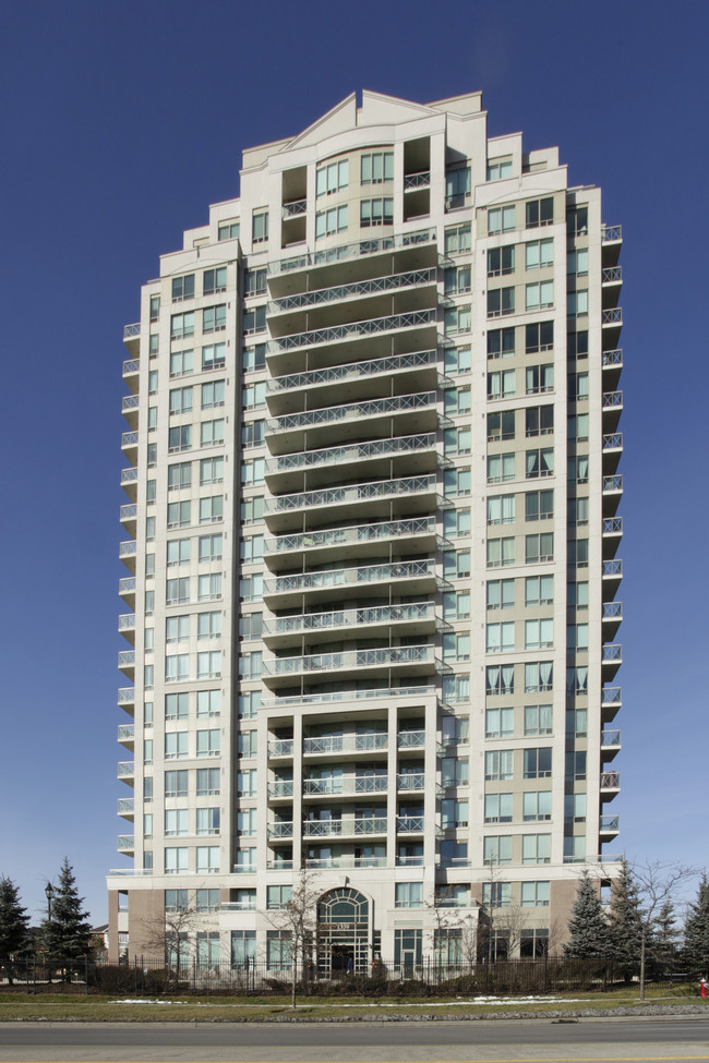 The Capri in Mississauga, ON - Building Photo - Building Photo