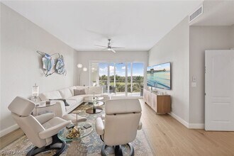 7687 Pebble Creek Cir in Naples, FL - Building Photo - Building Photo