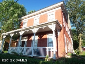 408 Main St in Orangeville, PA - Building Photo