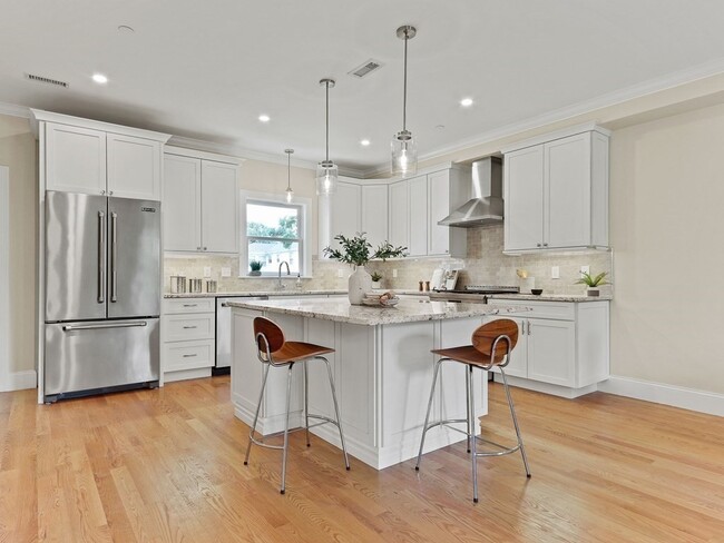 17 S Gate Park, Unit 17 in Newton, MA - Building Photo - Building Photo