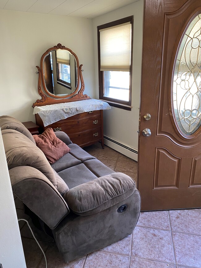 13 Danby Pl in Point Pleasant Beach, NJ - Building Photo - Building Photo
