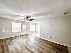 7329 Eastover Dr in Horn Lake, MS - Building Photo - Building Photo