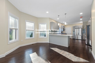 161 4th St, Unit #1 in Medford, MA - Building Photo - Building Photo