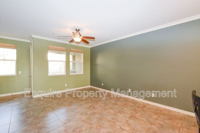 4523 Via Del Sol in Camarillo, CA - Building Photo - Building Photo