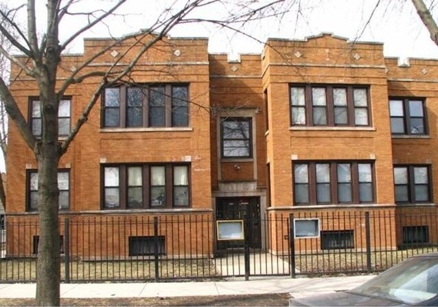 6558 S Artesian Ave in Chicago, IL - Foto de edificio