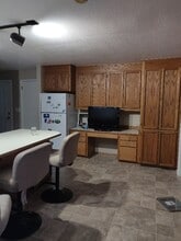 11002 Lundstrom Dr SW in Tacoma, WA - Building Photo - Building Photo
