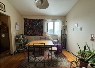 369 Dorchester St, Unit C5 in Boston, MA - Building Photo - Building Photo