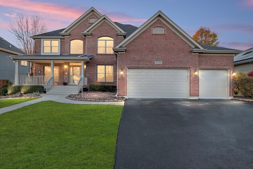 4N550 School Rd in St. Charles, IL - Building Photo