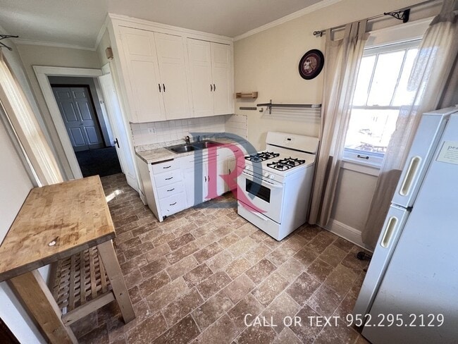 3255 20th Ave S in Minneapolis, MN - Building Photo - Building Photo