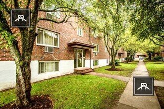 8 Bryon Rd in Boston, MA - Building Photo - Building Photo