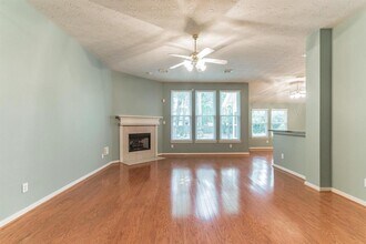 519 Mesquite Dr in Magnolia, TX - Building Photo - Building Photo