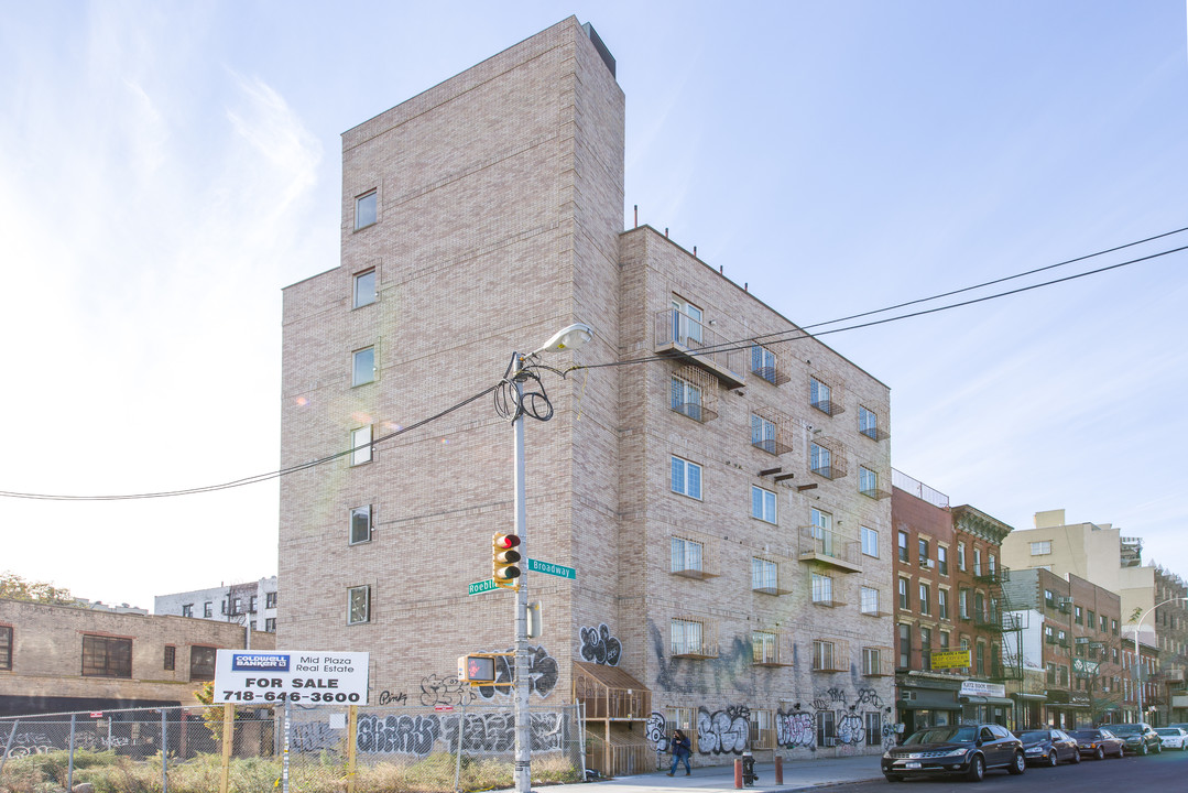 216 Broadway in Brooklyn, NY - Building Photo